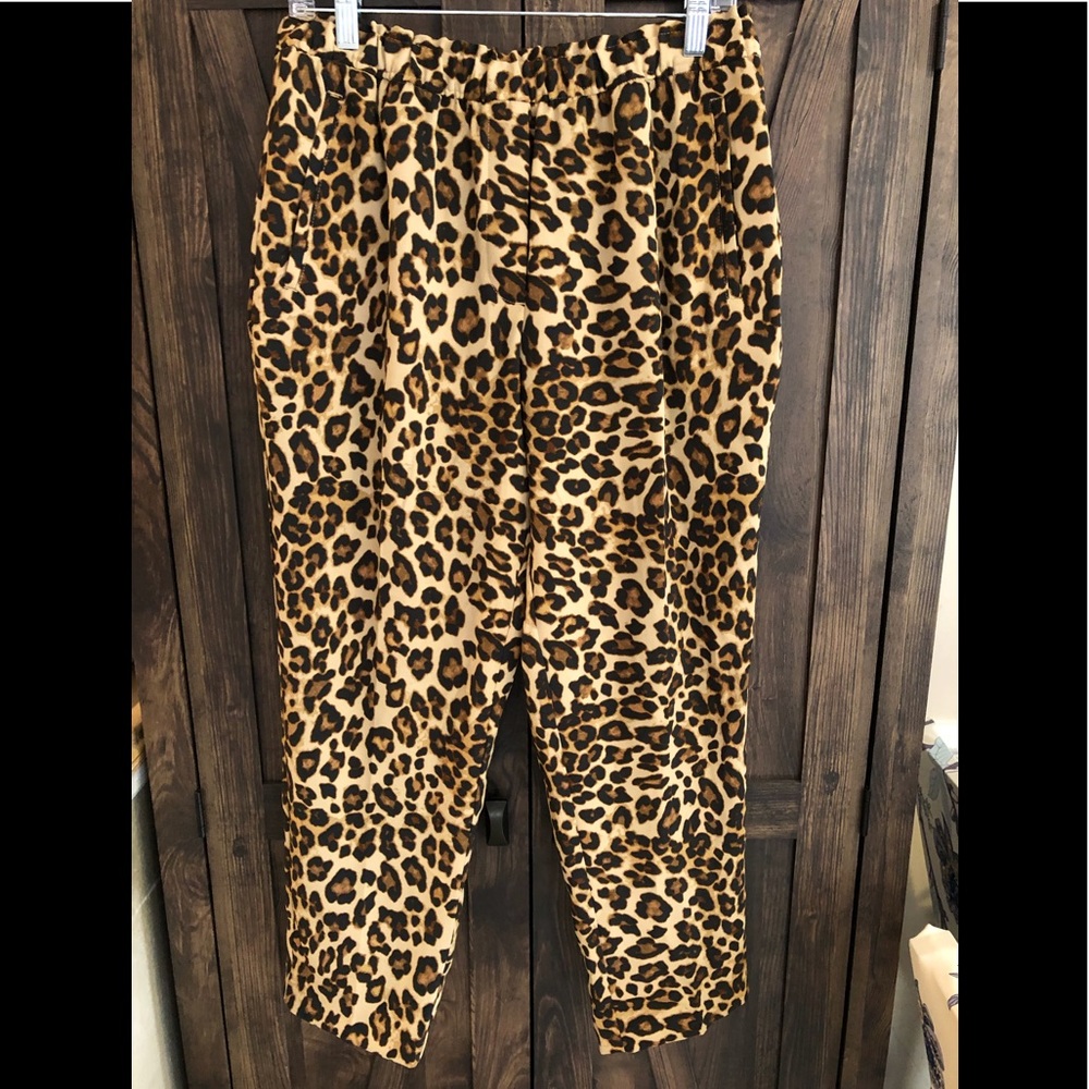 H&M Cheetah Print Ankle Pant
